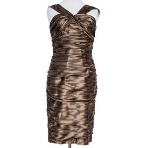 Carmen Marc Valvo collection 100% silk cocktail dress sz 8 Black Label Ruched